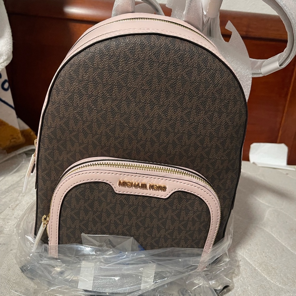 Michael Kors-Jaycee Medium Logo Backpack